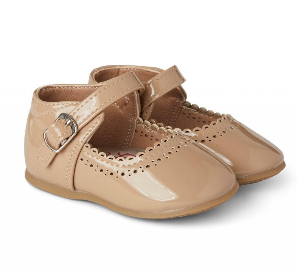 Girls Scalloped Edge Camel Shoes