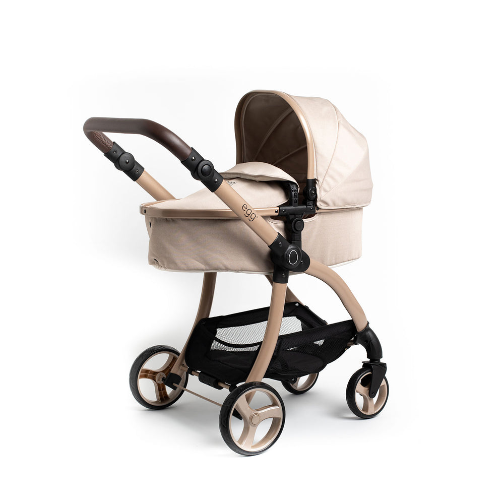 Egg® Dolls Pram - Feather (Pre order for June 2025)