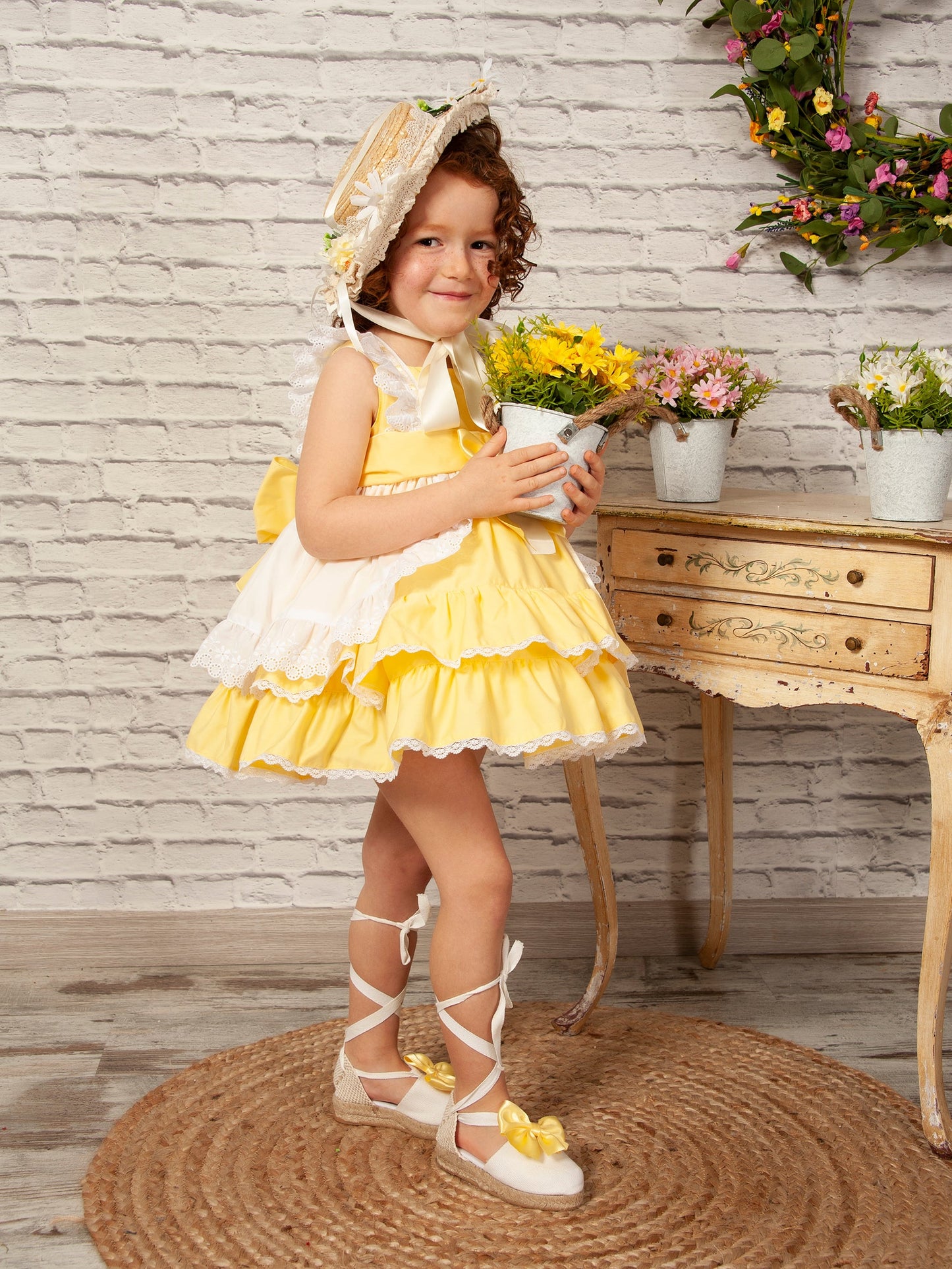 Girls White And Yellow Bonnet (Made to order)